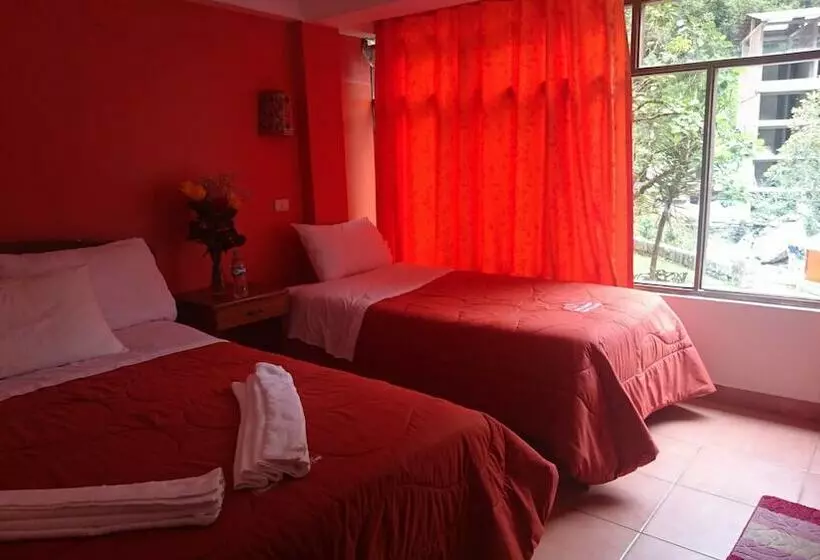 Hotel Amaru Inn