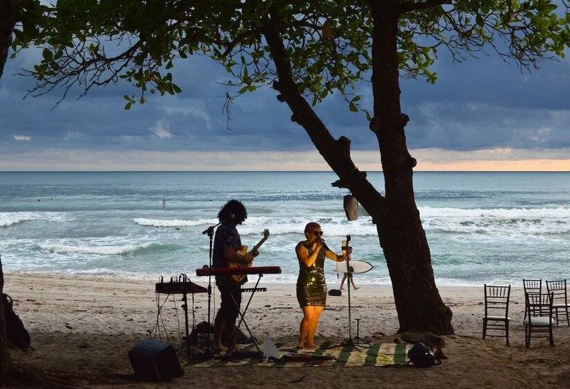 هتل Casa Cecilia Beach Front