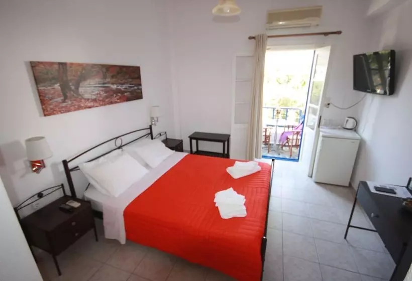 ホテル Cyclades Beach