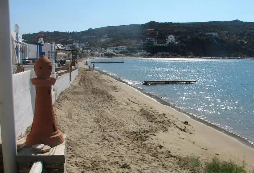 ホテル Cyclades Beach