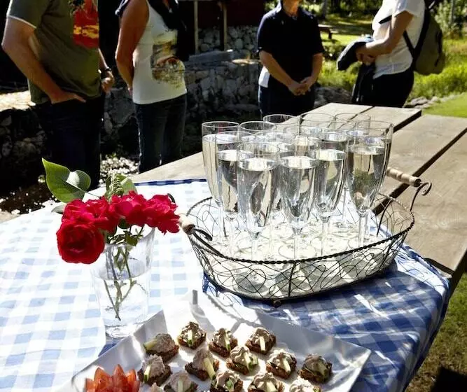 Hotelli Korrö Vandrarhem