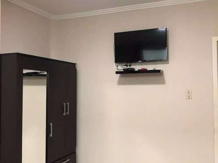 هتل Lodging Ecuador Habitaciones & Suites
