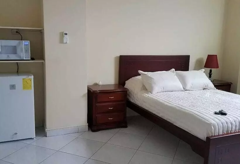 هتل Lodging Ecuador Habitaciones & Suites