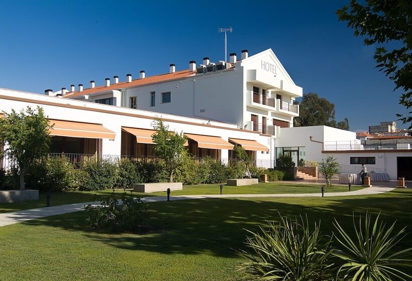 Отель Los Granados