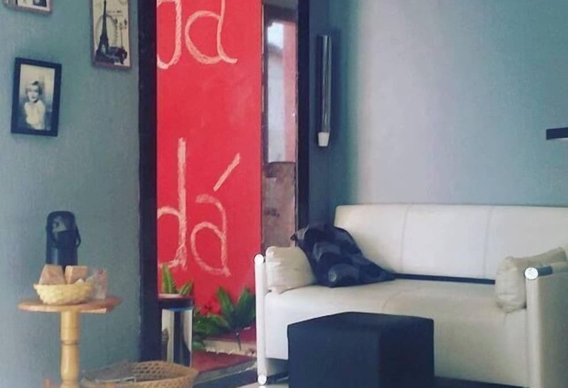 هتل Pousada E Conveniência Canadá