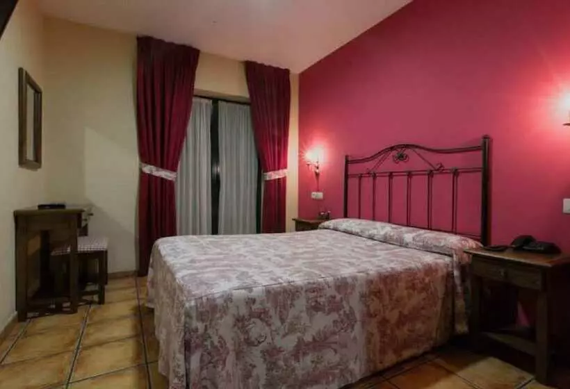 Hotelli Villa De Cabrales