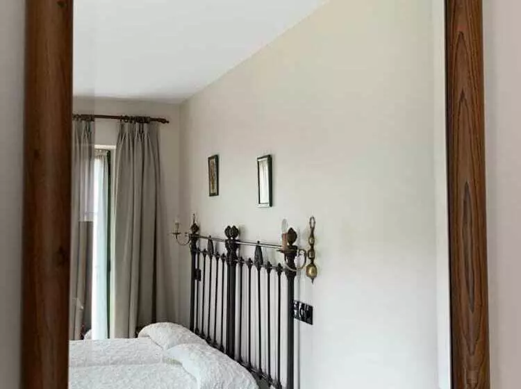 Hotelli Villa De Cabrales