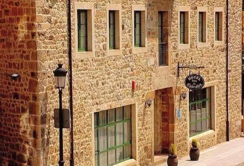 Hotelli Villa De Cabrales