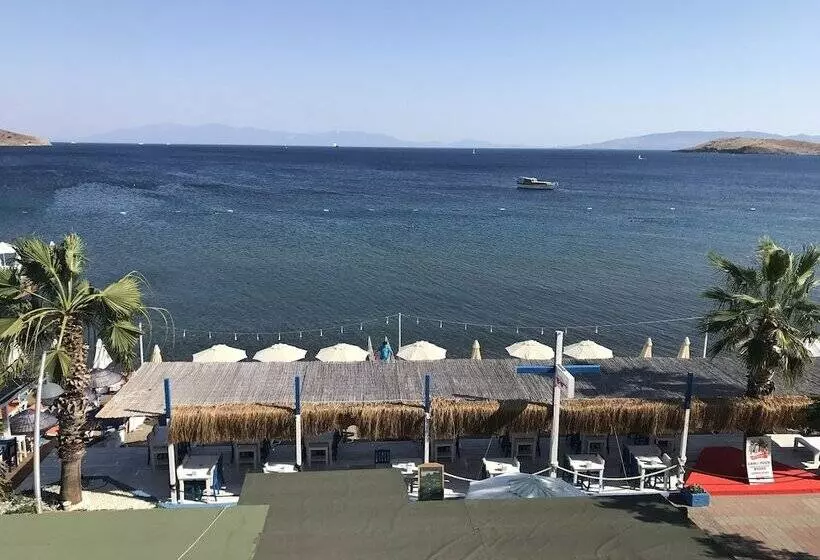 Kemancı Suites & Restaurant & Beach