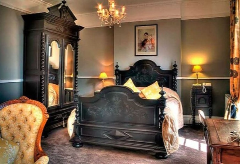 ペンション Albert Cottage