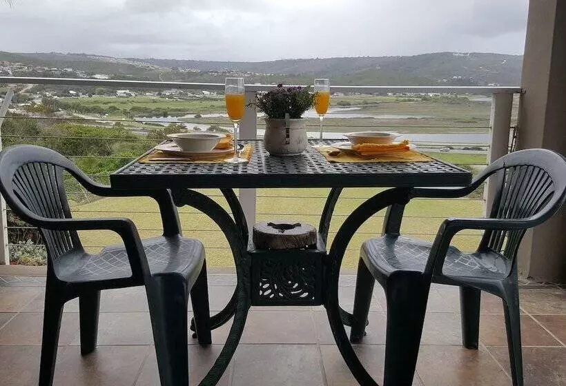 Majatalo At 29 Columba