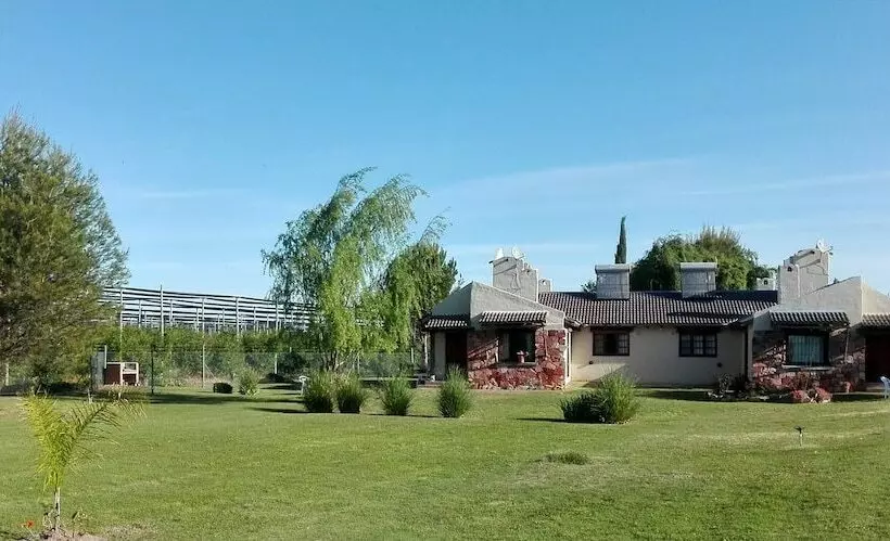 پانسیون Establecimiento Rural El Chañar
