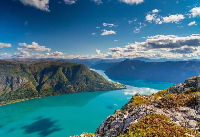 ペンション Nes Gard