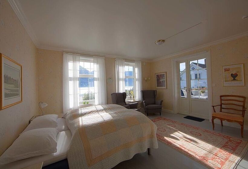 פנסיון Nes Gard