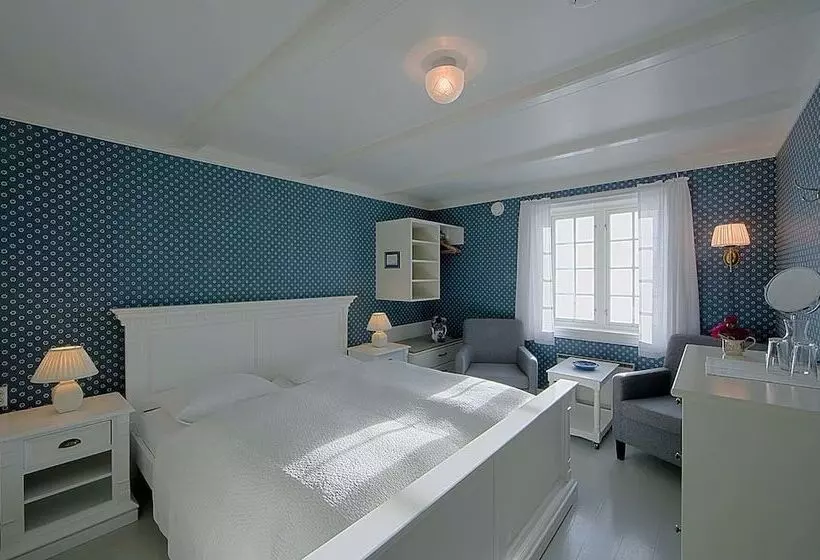 ペンション Nes Gard