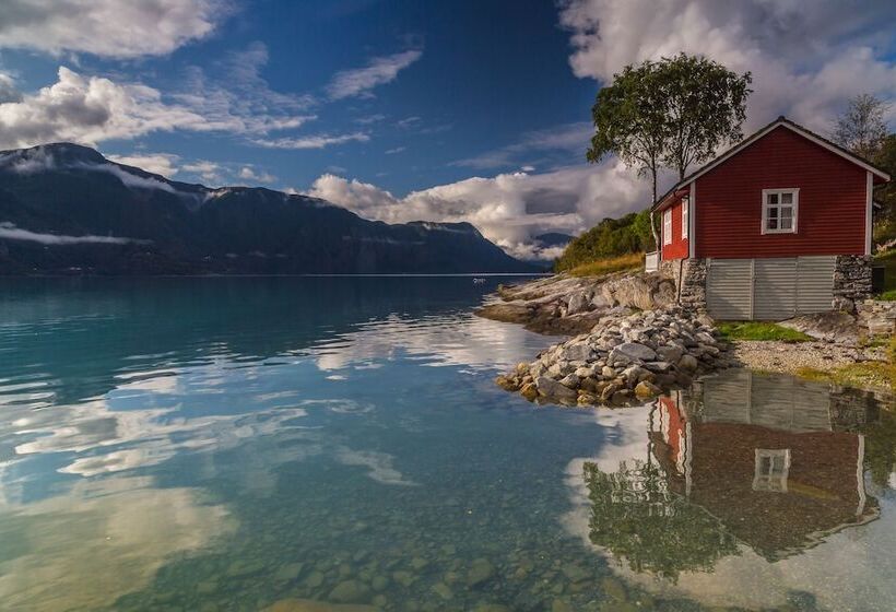 פנסיון Nes Gard