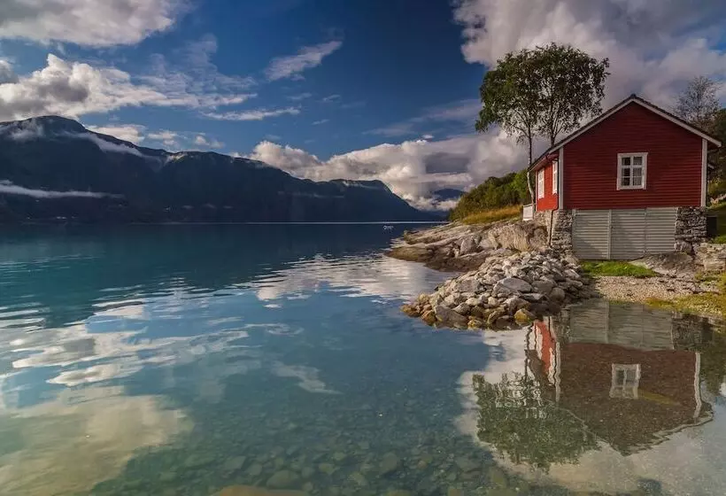 ペンション Nes Gard