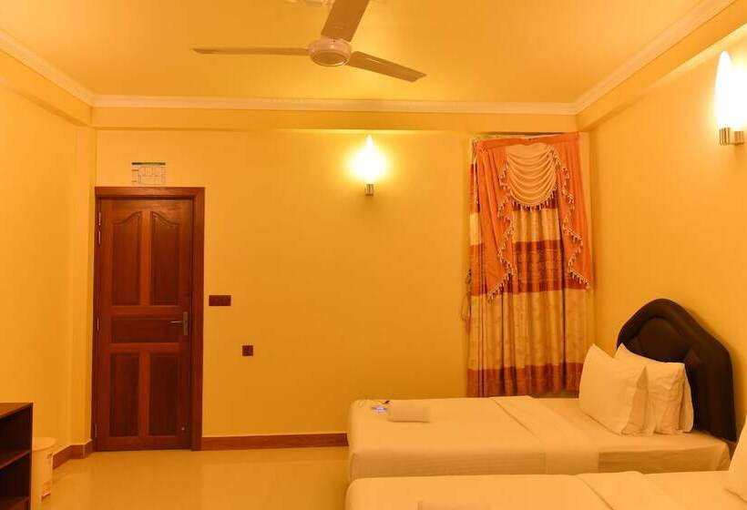 پانسیون Savaa Home