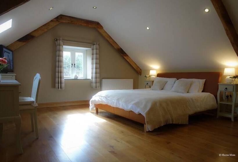 Rhiwddu Barns   Brecon Beacons National Park