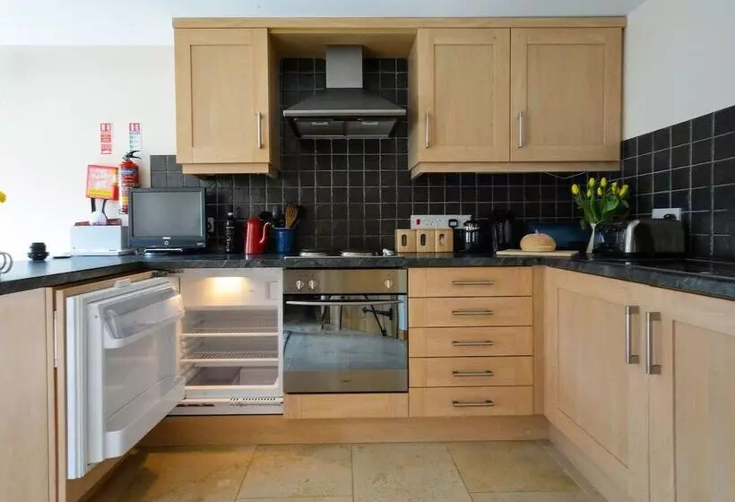 Rhiwddu Barns   Brecon Beacons National Park