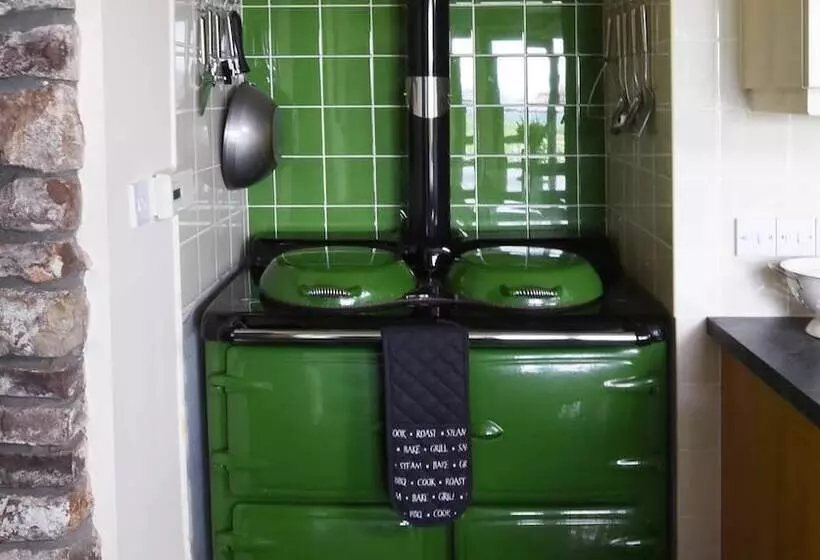 Rhiwddu Barns   Brecon Beacons National Park