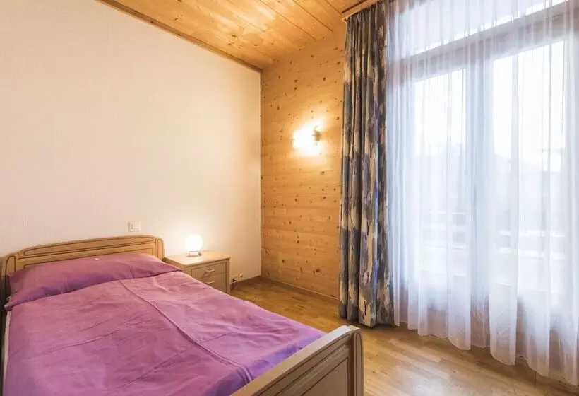 Aamiaismajoitus (B&B) Alpenrose Beim Ballenberg