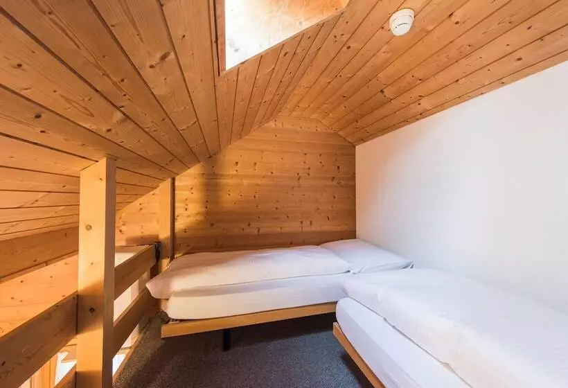 Aamiaismajoitus (B&B) Alpenrose Beim Ballenberg