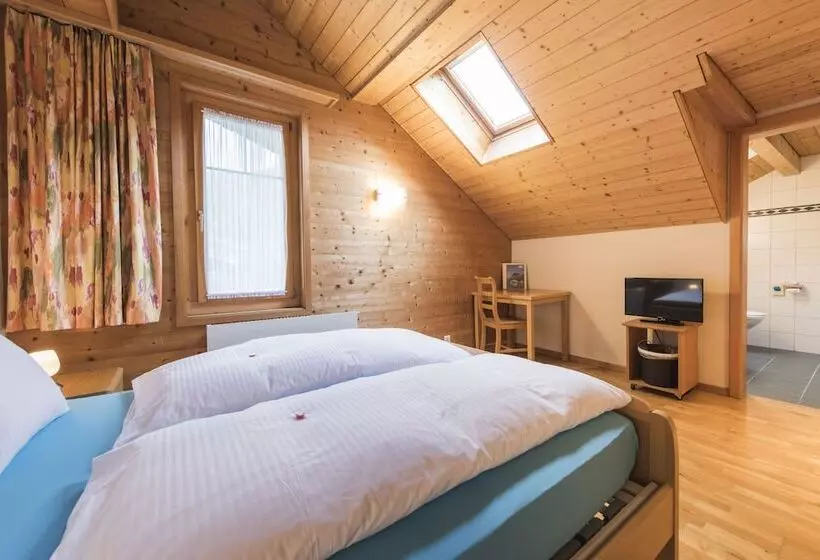 Aamiaismajoitus (B&B) Alpenrose Beim Ballenberg