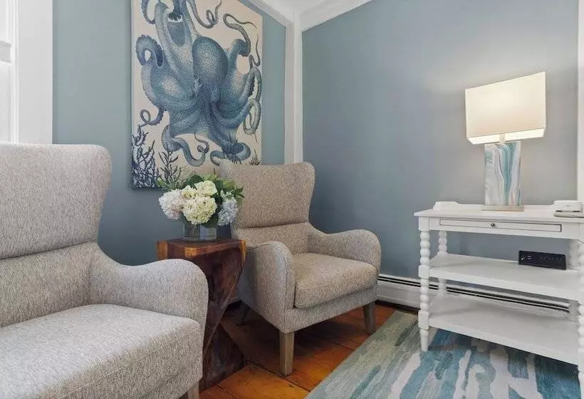 ベッドアンドブレックファースト Carlisle House Inn