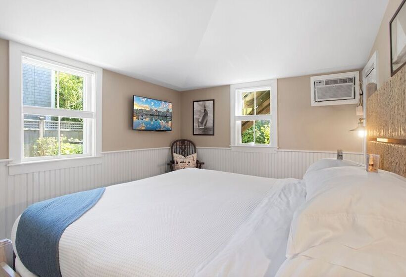 تختخواب و صبحانه Carlisle House Inn