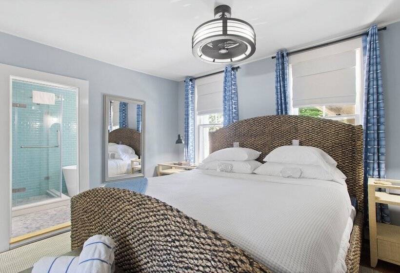 تختخواب و صبحانه Carlisle House Inn