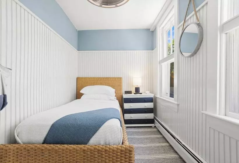 ベッドアンドブレックファースト Carlisle House Inn