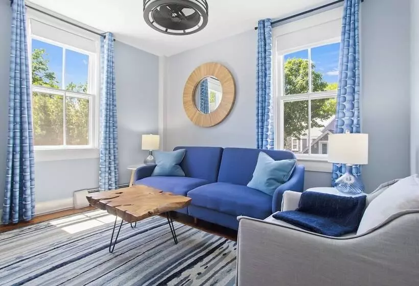 ベッドアンドブレックファースト Carlisle House Inn