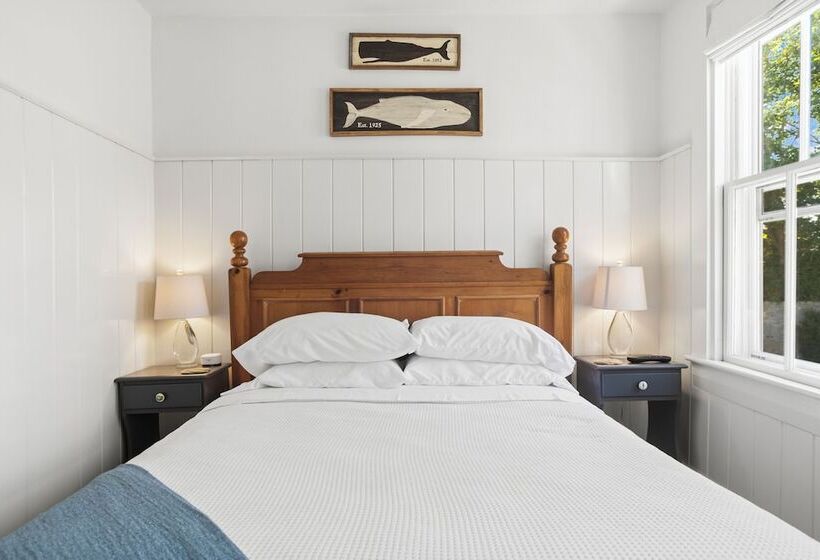 تختخواب و صبحانه Carlisle House Inn