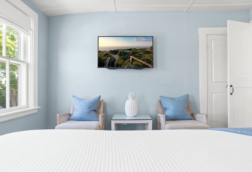 تختخواب و صبحانه Carlisle House Inn