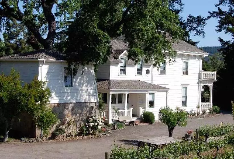 Aamiaismajoitus (B&B) Inn At Salvestrin