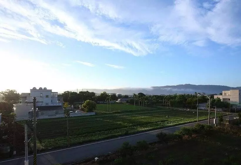 تختخواب و صبحانه Textile Girl Romantic Homestay