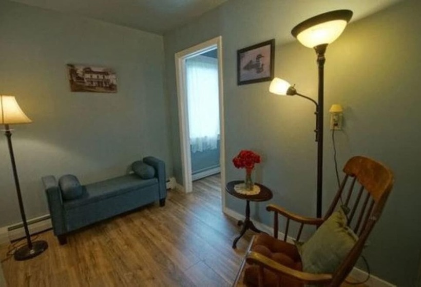 住宿加早餐 Tuckernuck Inn