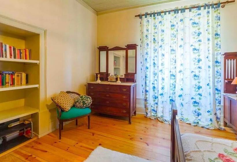 Confortable Countryside House