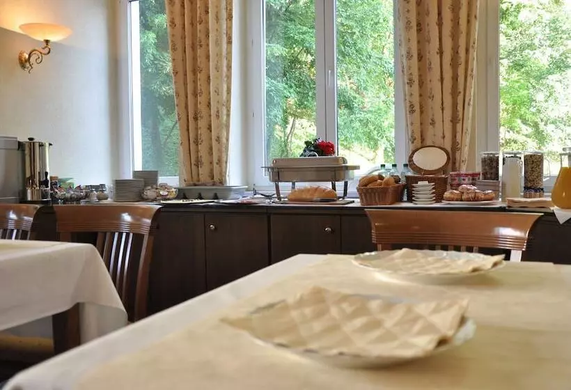 ホテル Altberesinchen