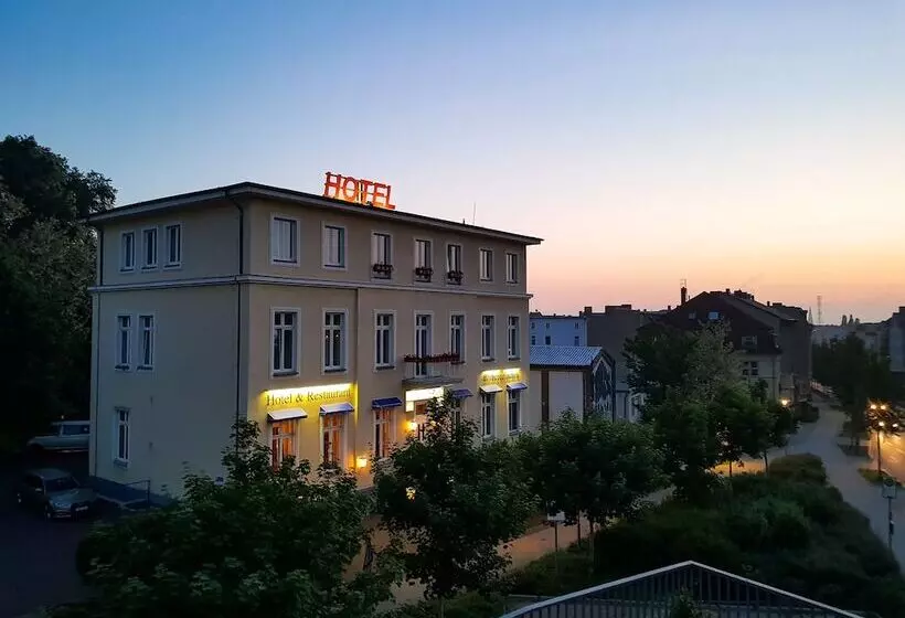 ホテル Altberesinchen