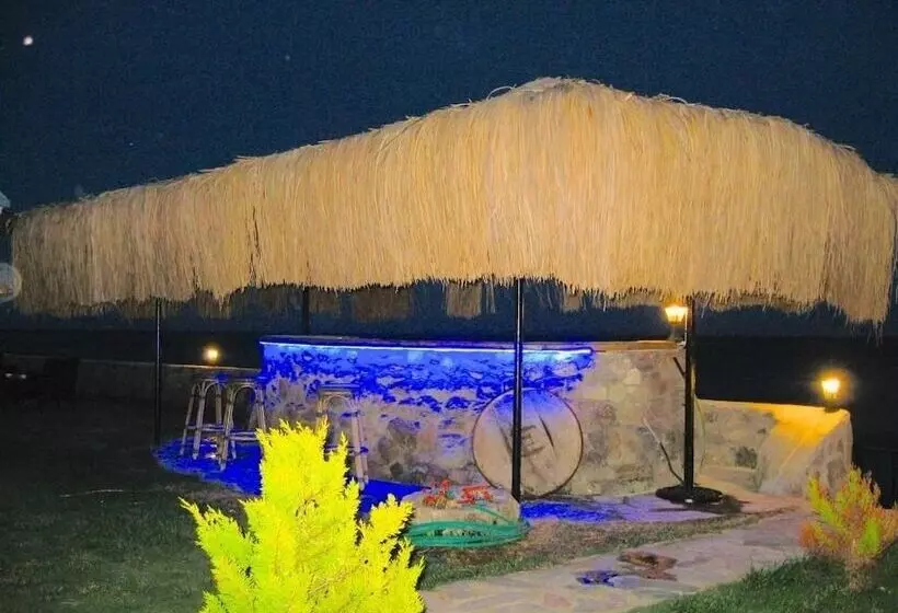 Hotelli Assos Sardunya Butik