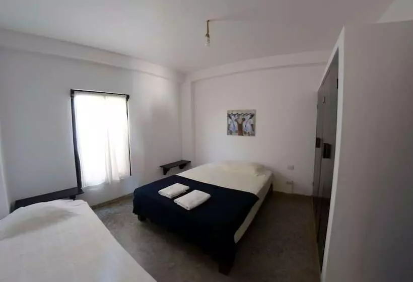 هتل Envero Lodge