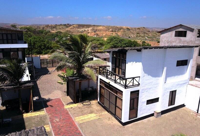 ホテル Envero Lodge