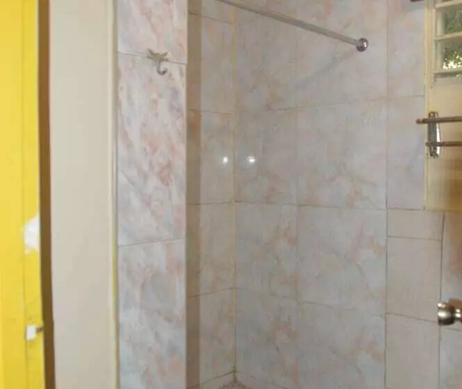 Hotelli Howler Monkey Resort