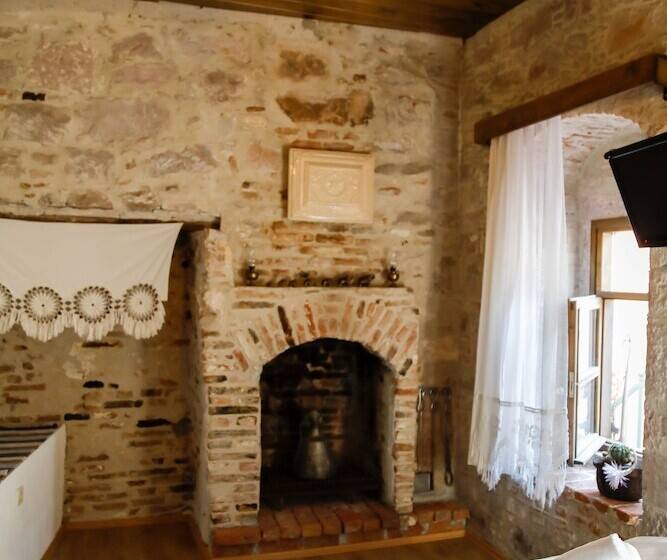 ホテル Mahzen Küçükköy