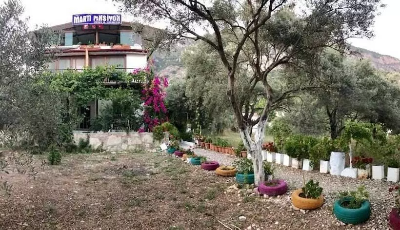 Hotelli Marti Pansiyon