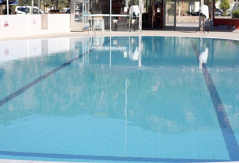 فندق Ozdemir Thermal