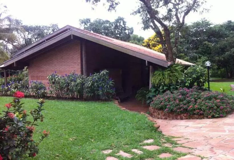 Hotelli Pousada Villa Dei Colori