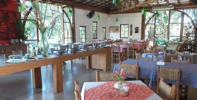 Hotelli Pousada Villa Dei Colori